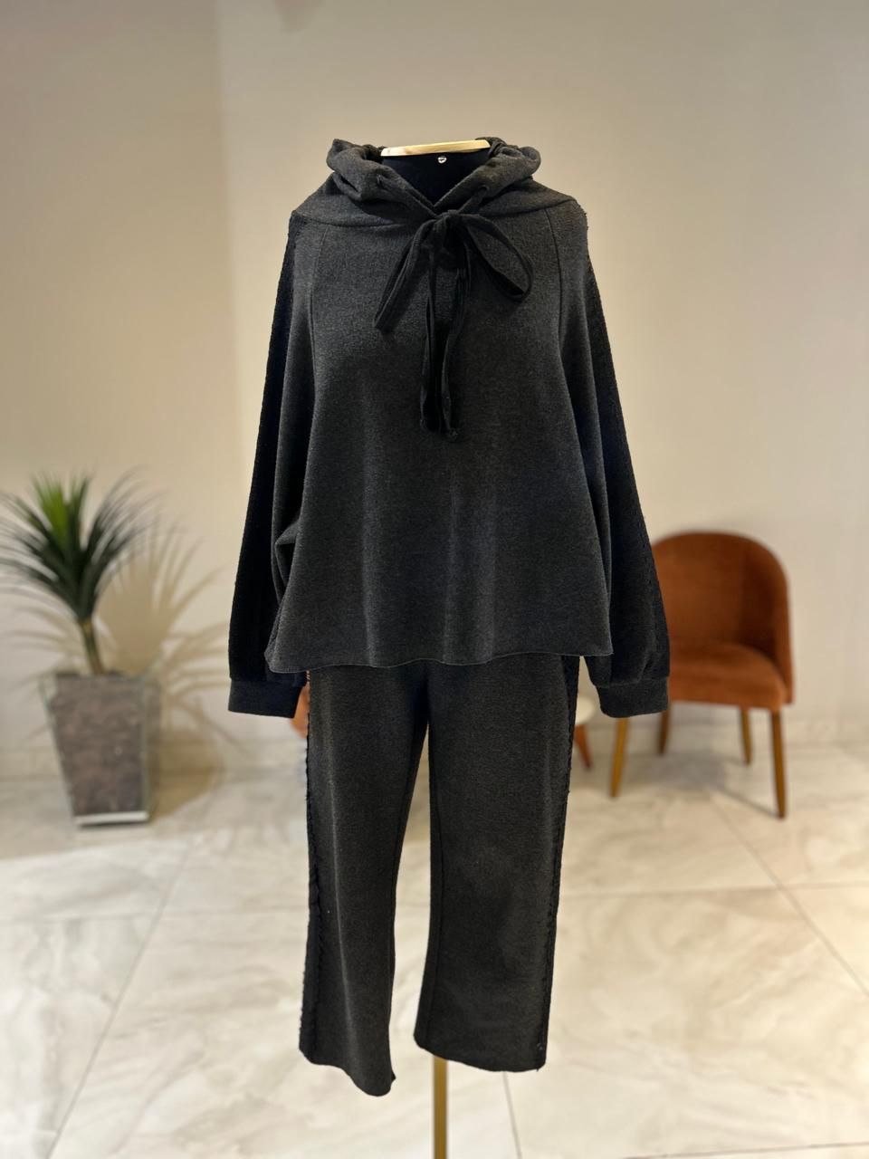 Conjunto Calça + Blusa Detalhe Renda
