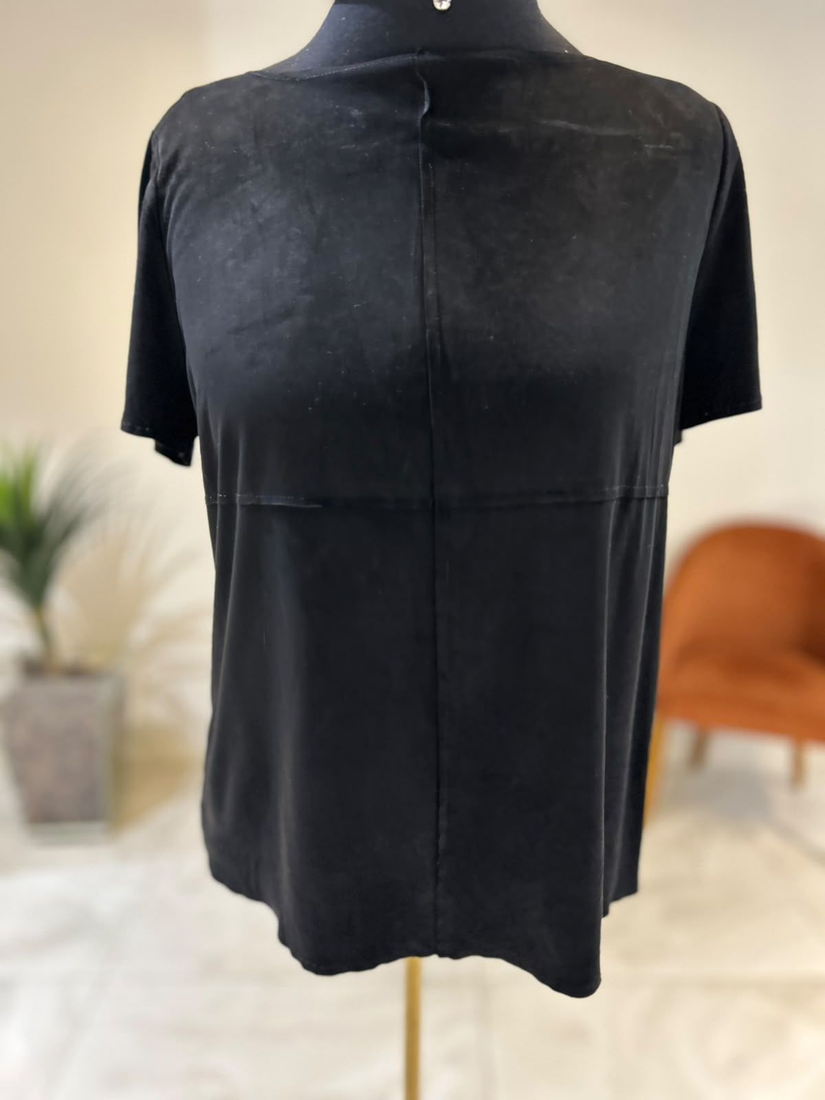 Blusa Manga Curta Suede