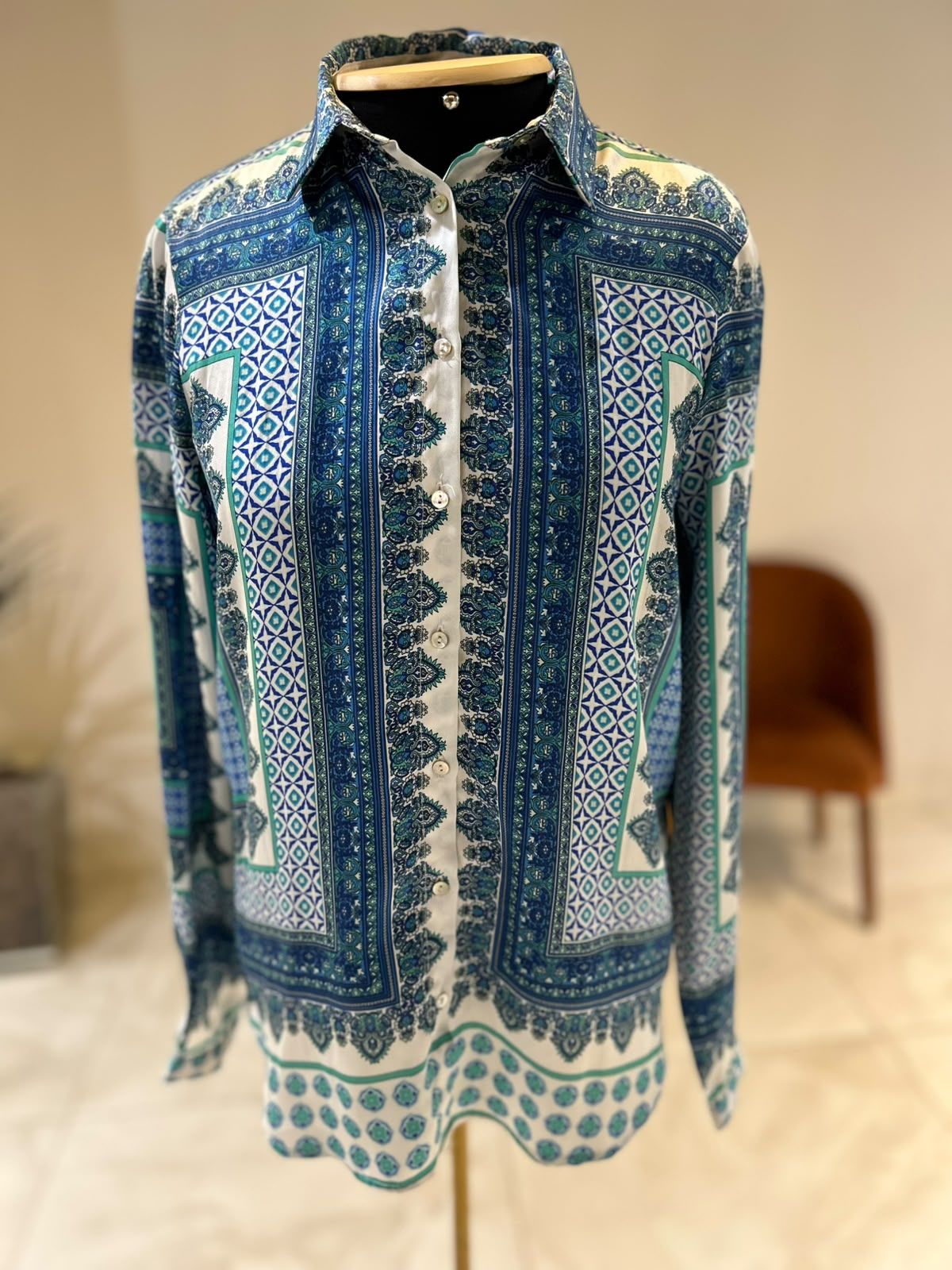 Camisa Acetinada