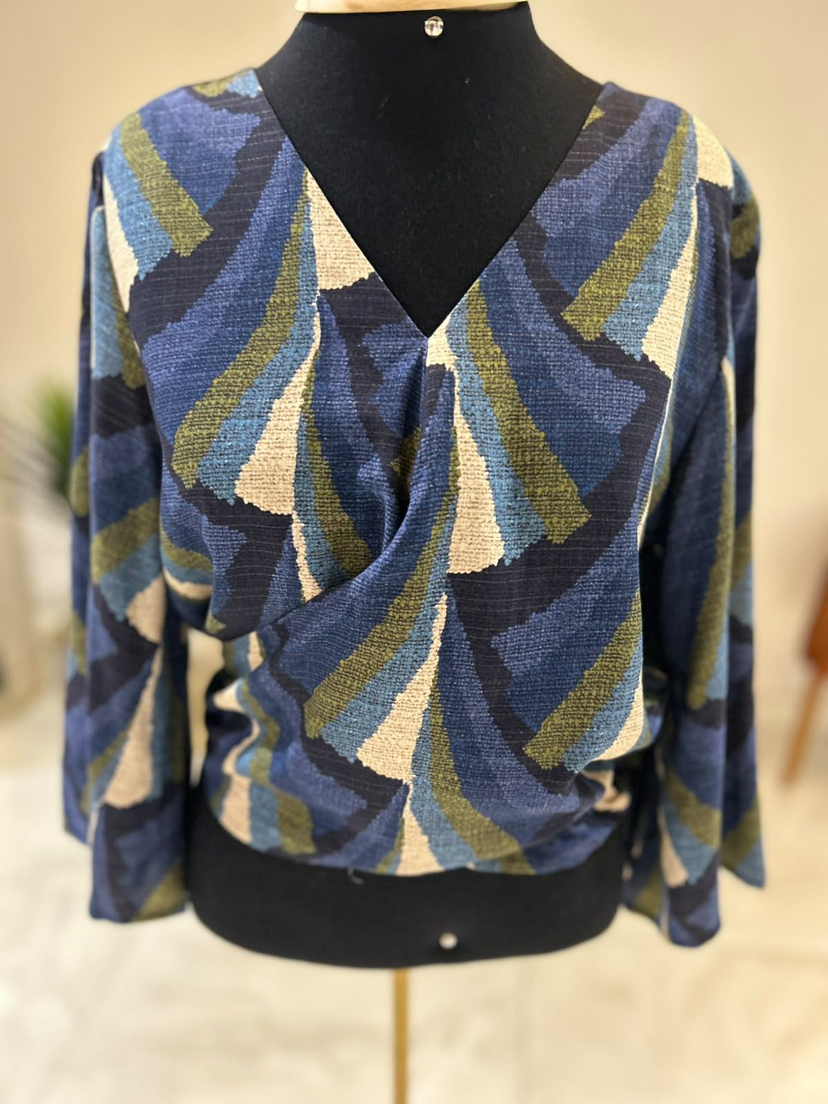 Blusa Transpassada Meia Manga