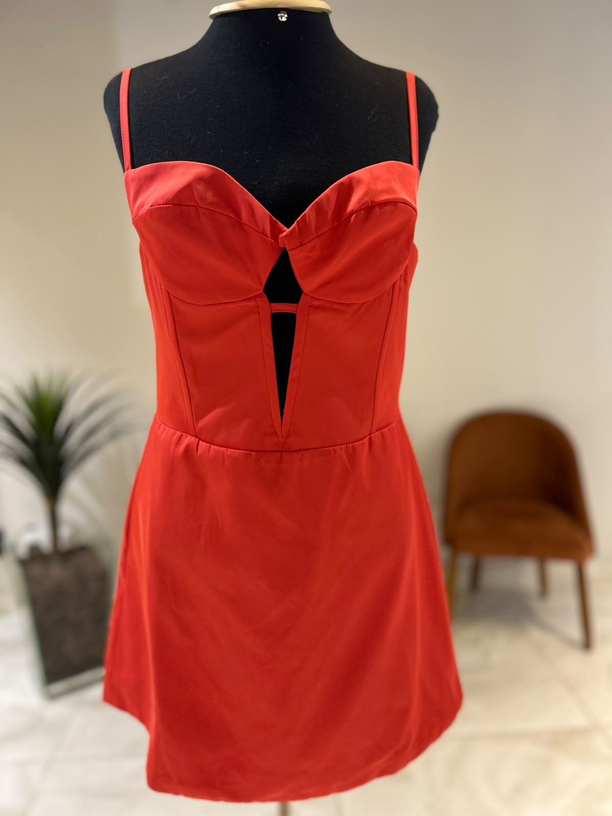 Vestido Recortes