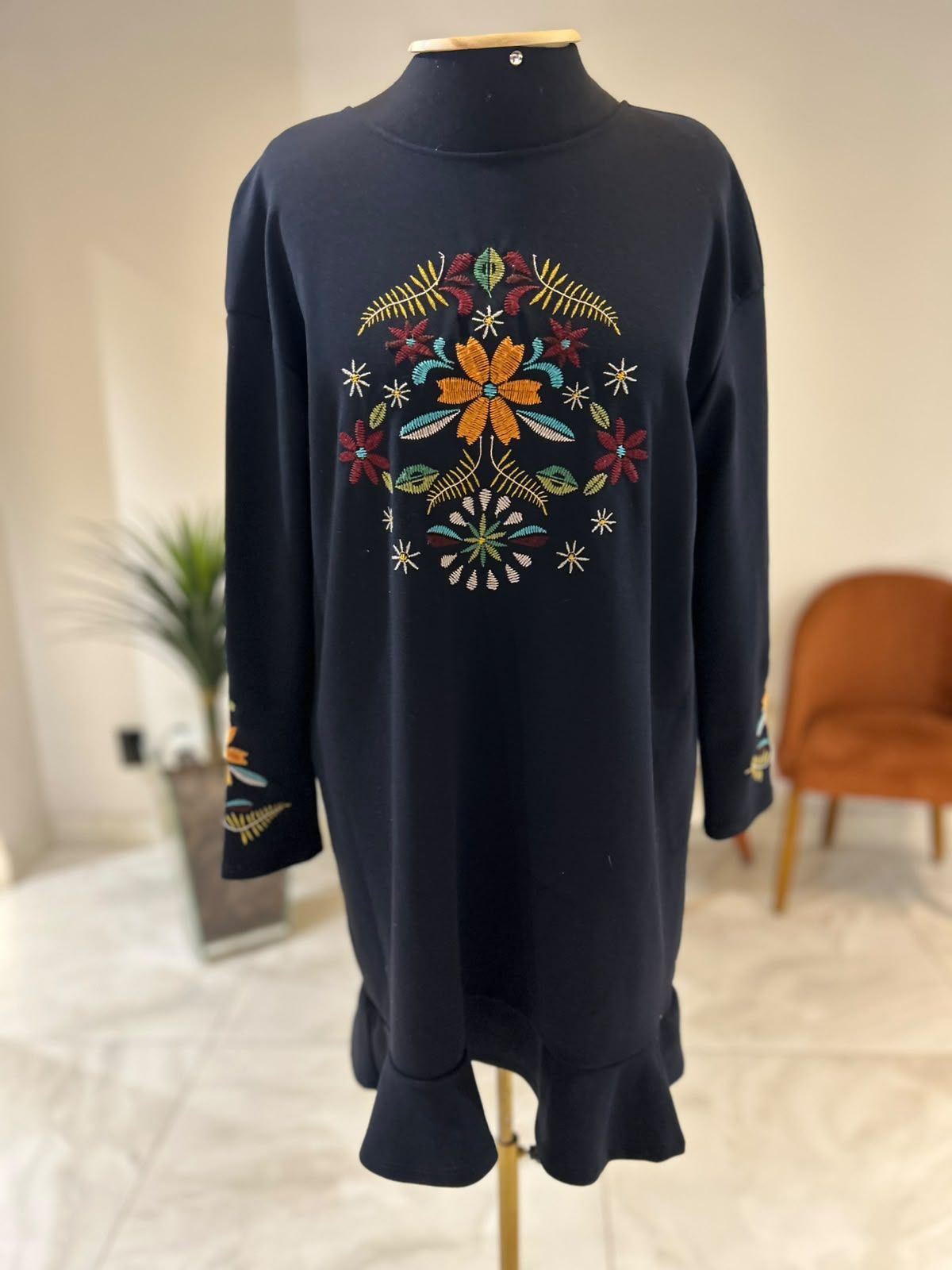 Vestido Manga Longa Bordado