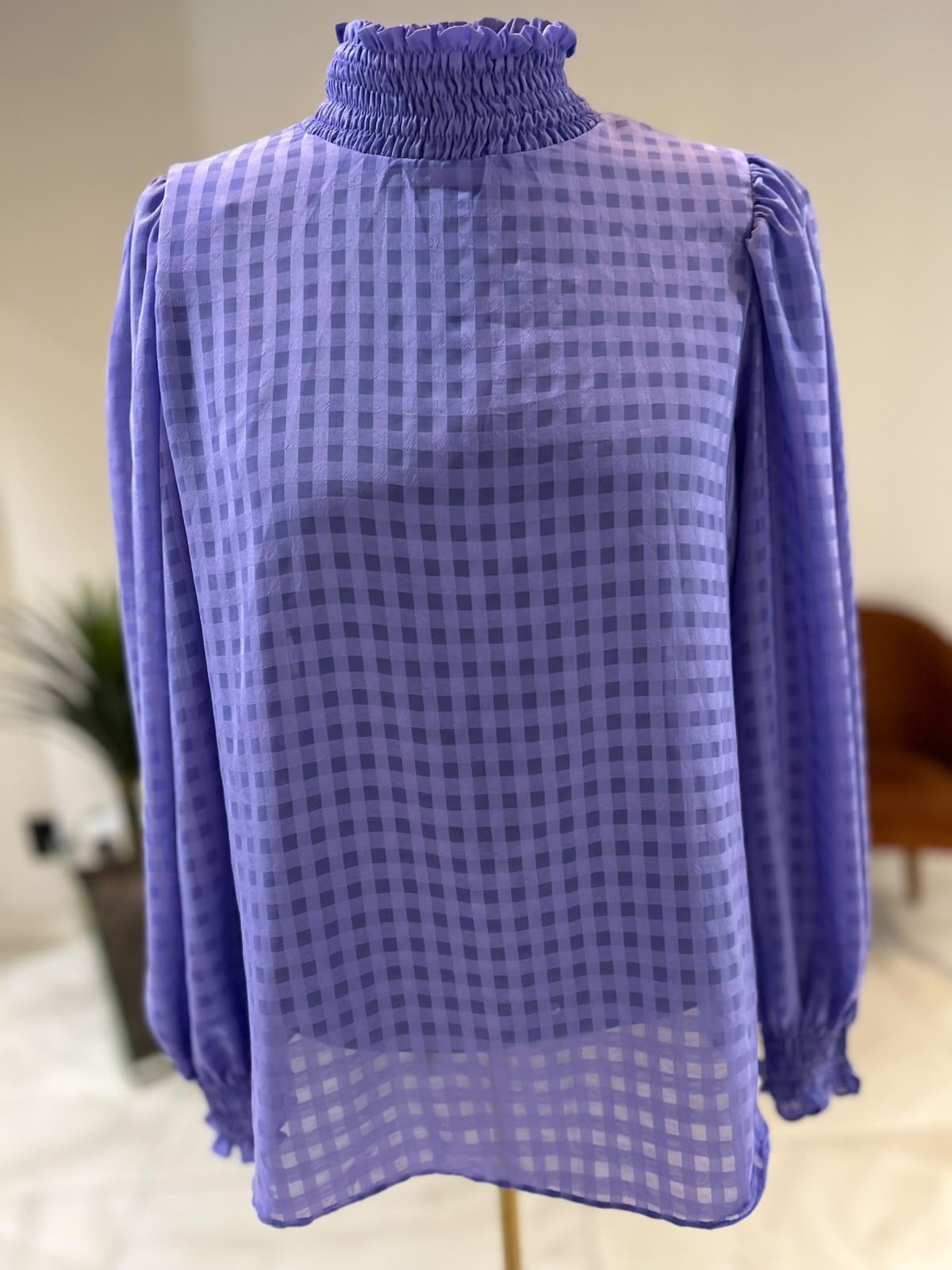 Blusa Fechada Quadriculada