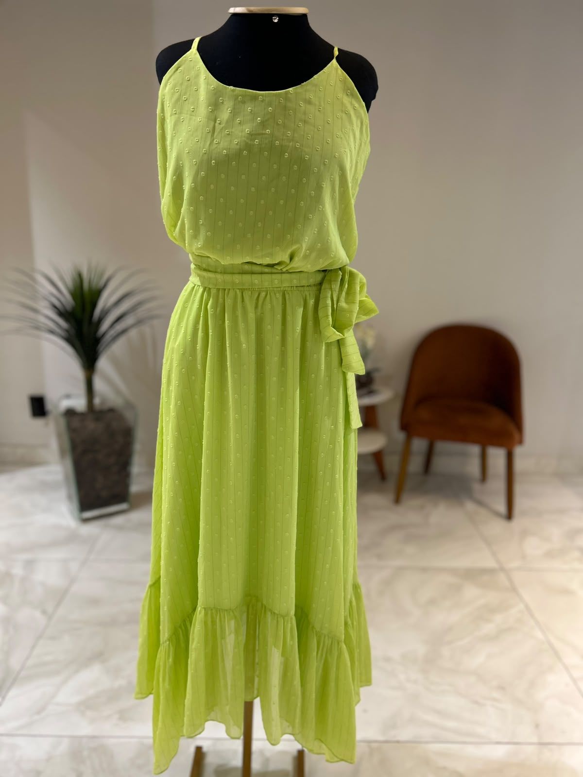 Vestido Midi Detalhes Shine
