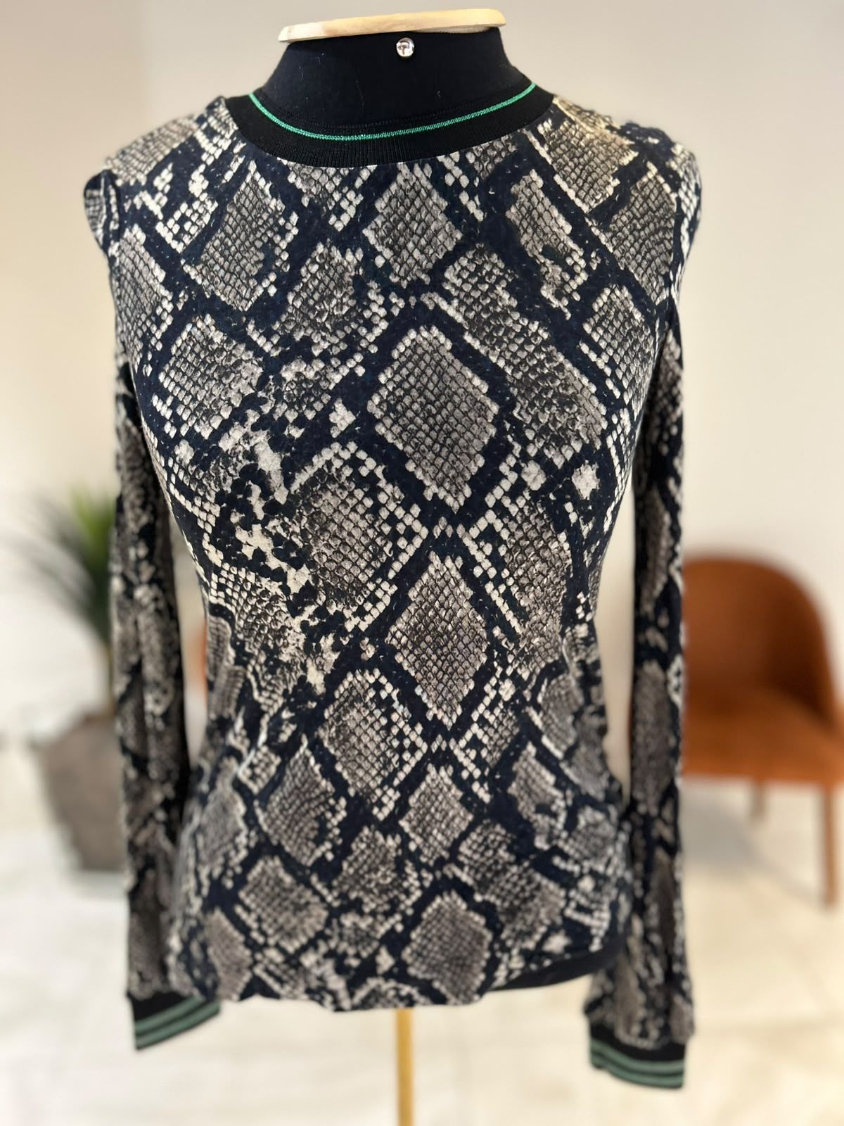 Blusa Manga Longa Piton