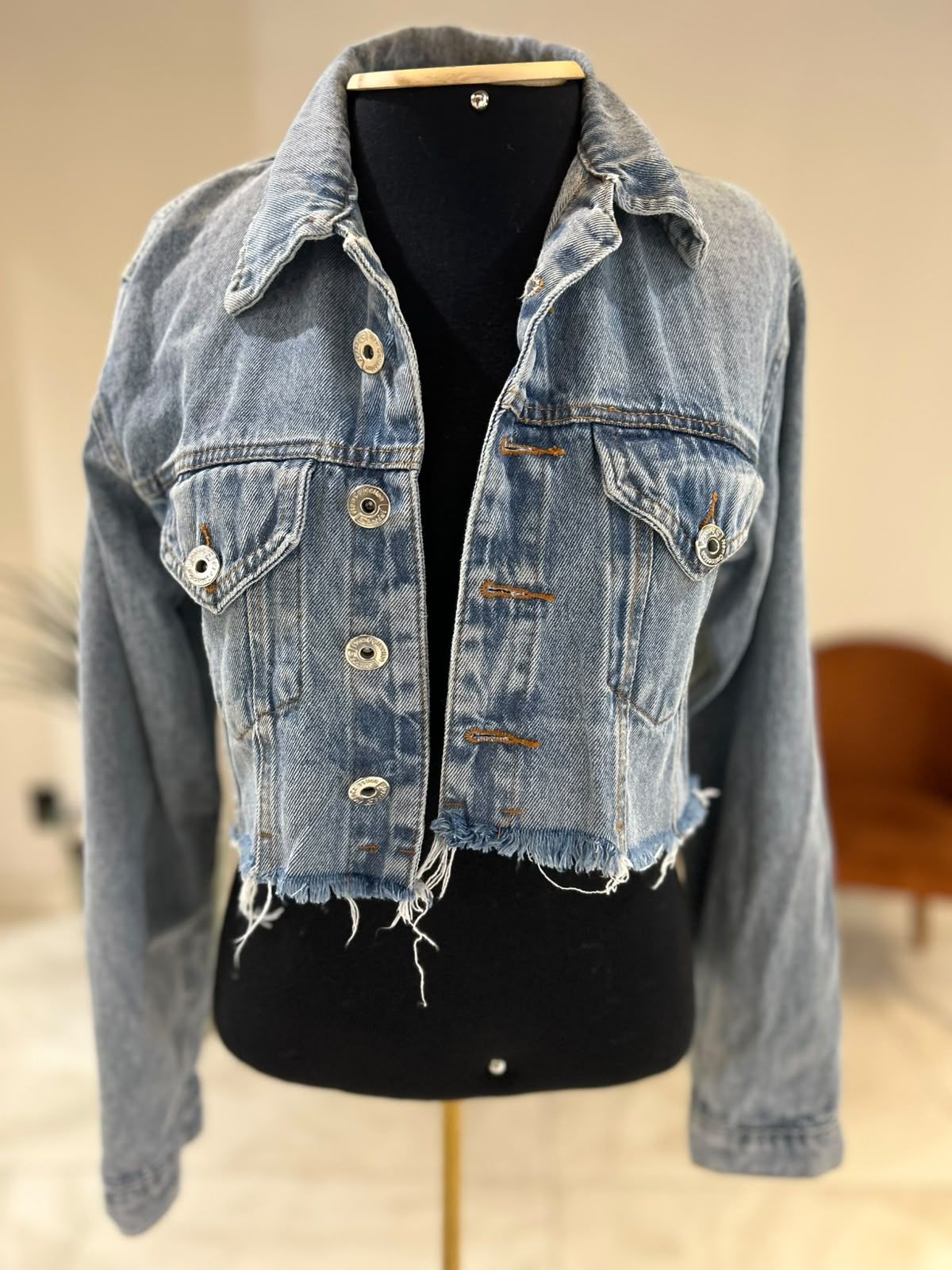 Jaqueta Jeans Cropped
