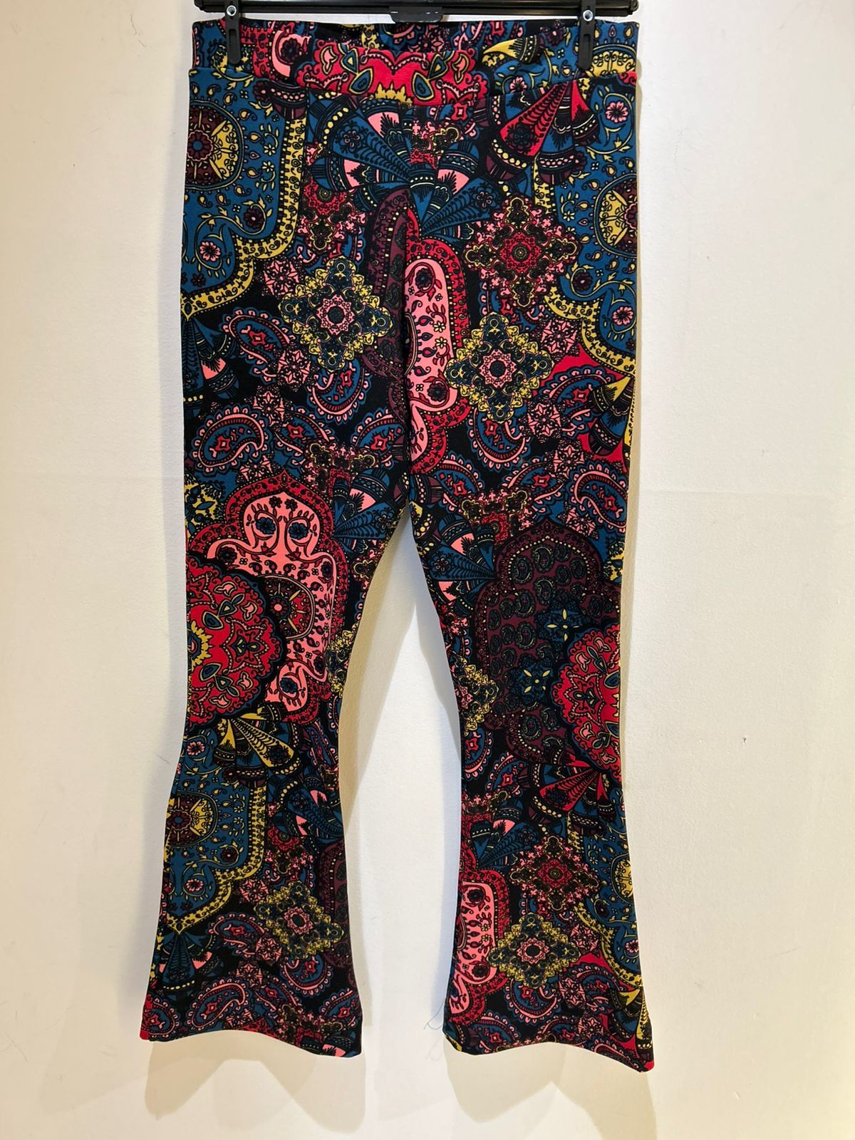 Calça Flare