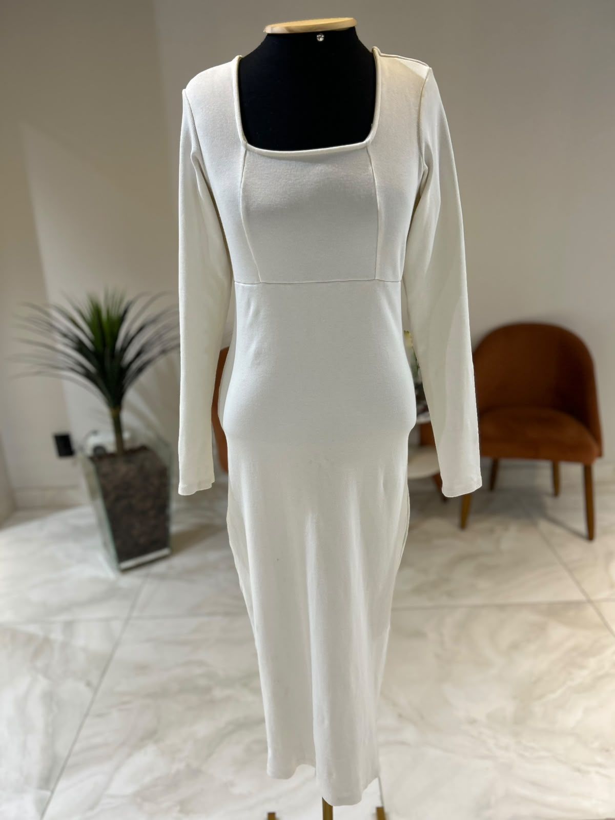 Vestido Midi Manga Longa