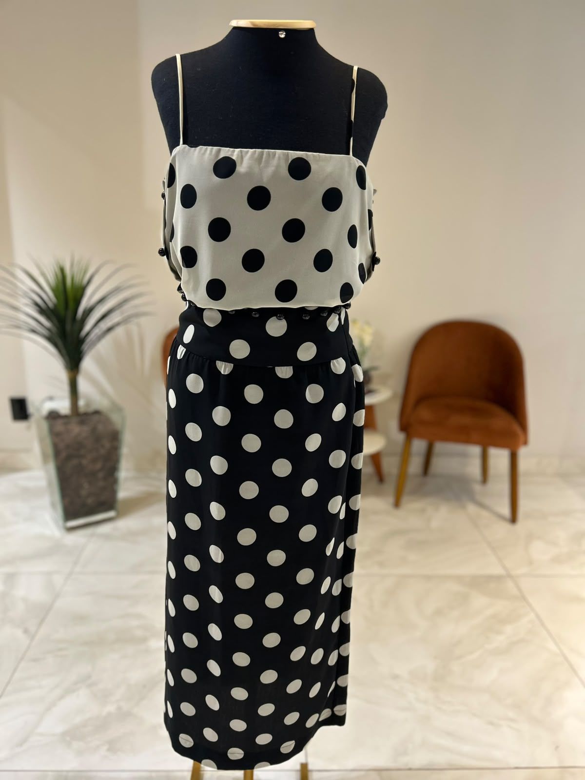 Conjunto Saia Midi + Top Poá