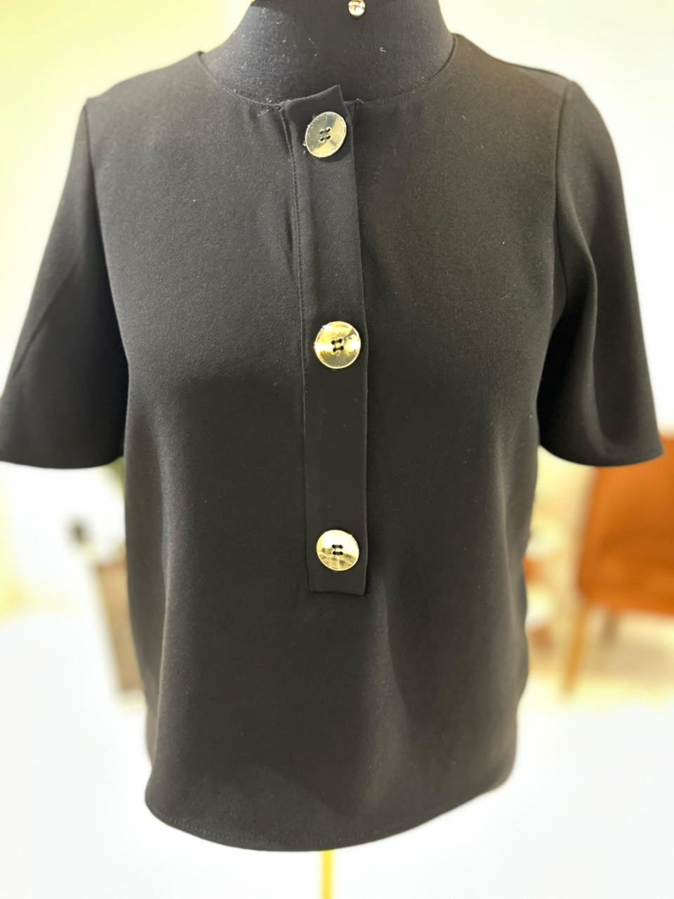 Blusa Manga Curta Botões