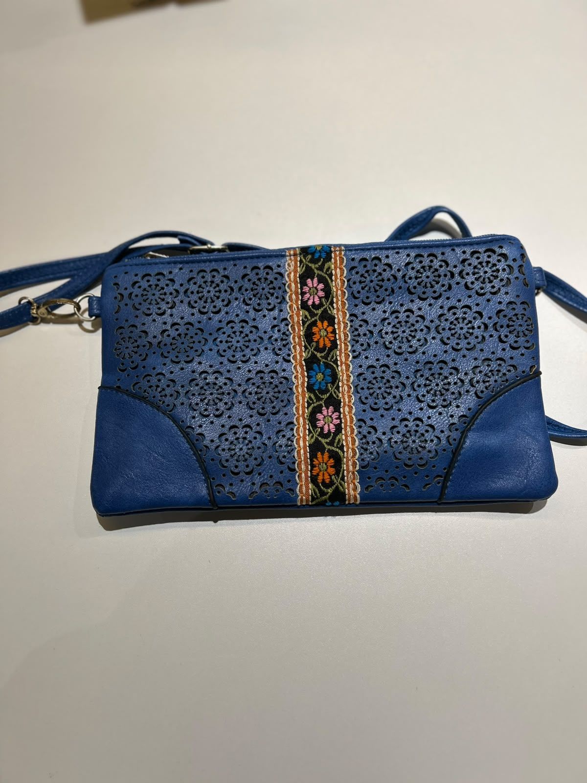 Bolsa Crossbody Vazada