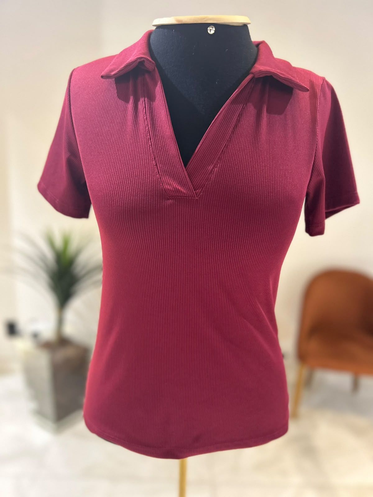 Blusa Manga Curta Gola Polo