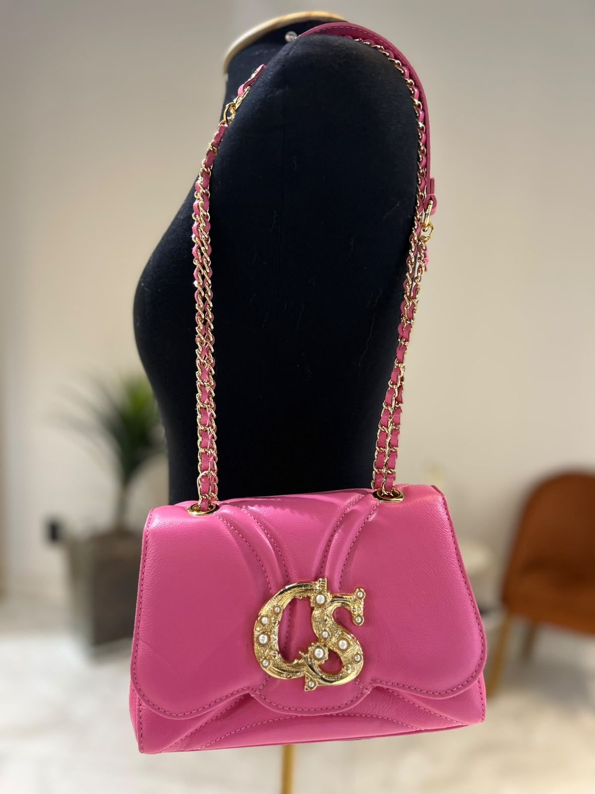 Bolsa Crossbody Logo Dourado
