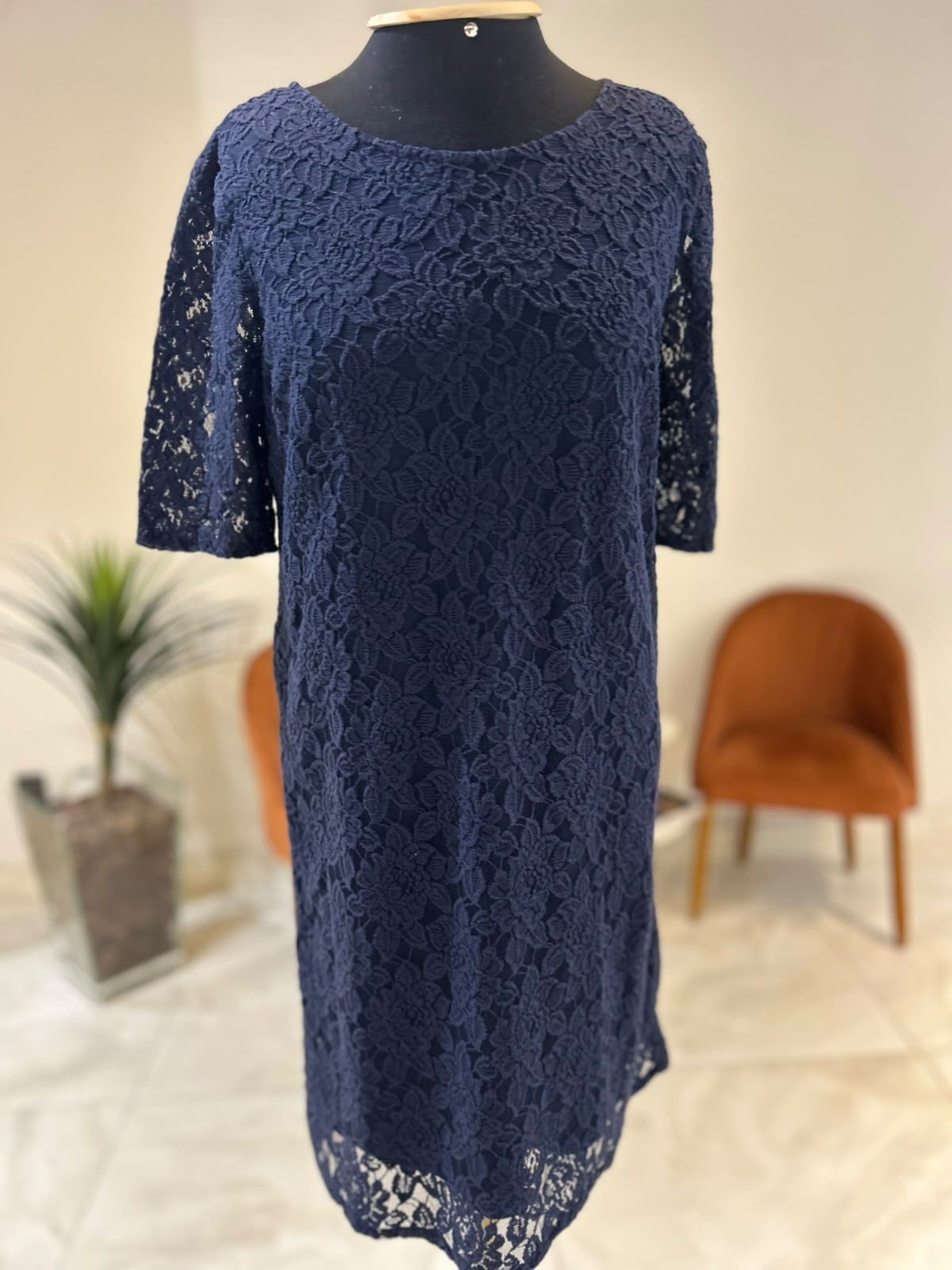 Vestido Reto Rendado